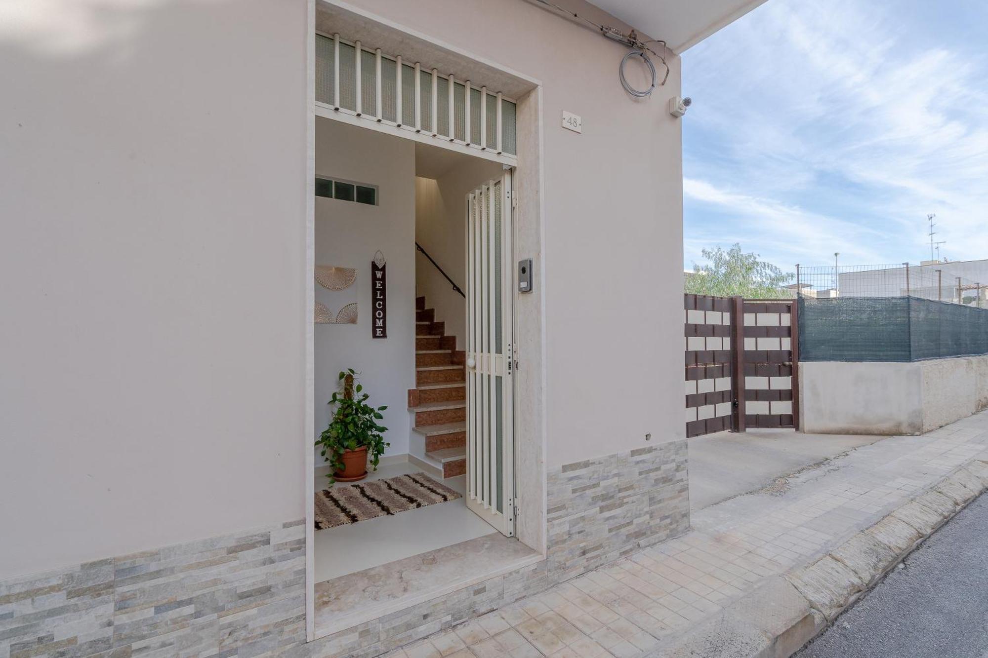 Le Tre Pigne Villa Floridia Bagian luar foto