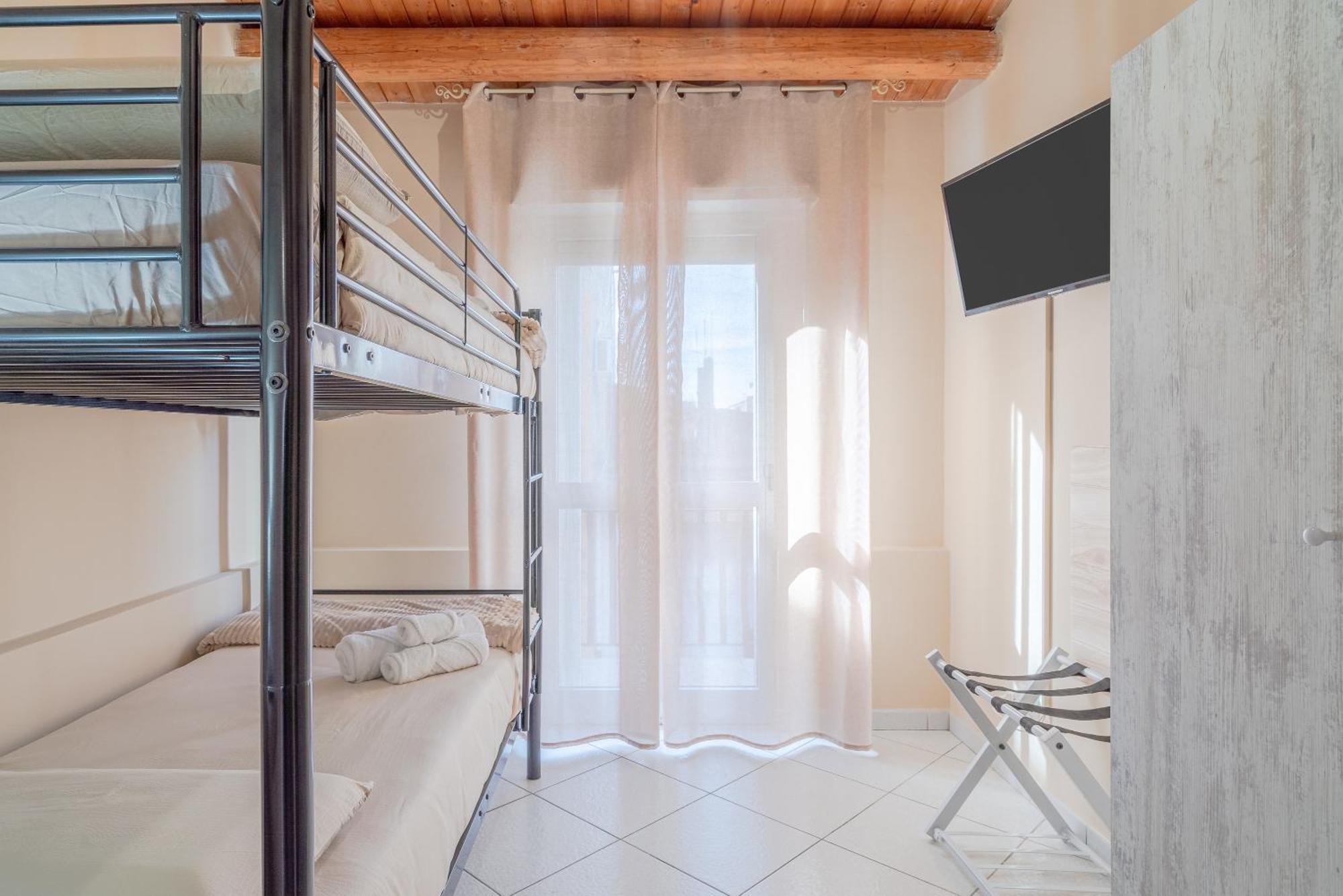 Le Tre Pigne Villa Floridia Bagian luar foto