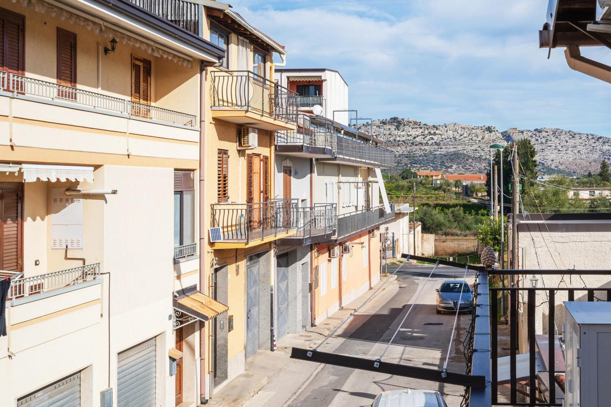 Le Tre Pigne Villa Floridia Bagian luar foto